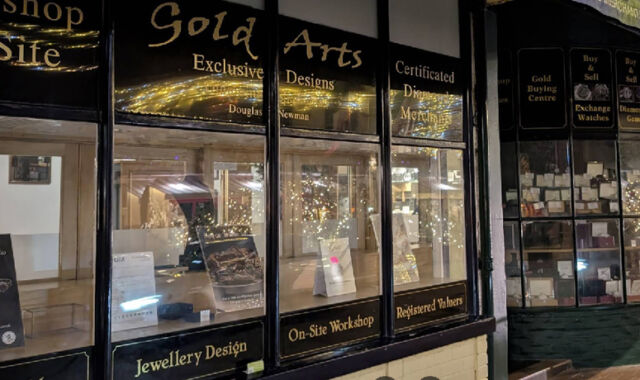 Gold Arts